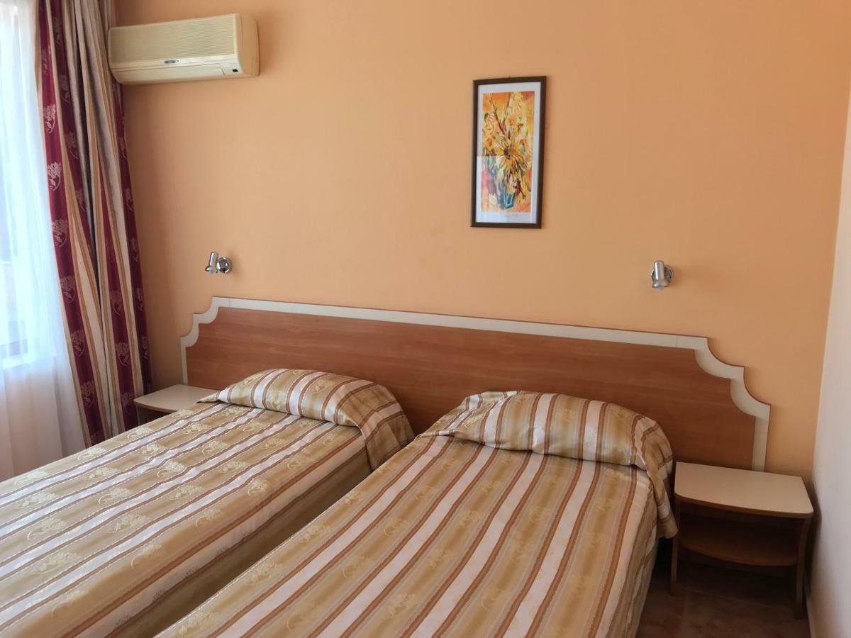 Oleander House And Tennis Club Slantchev Briag Extérieur photo